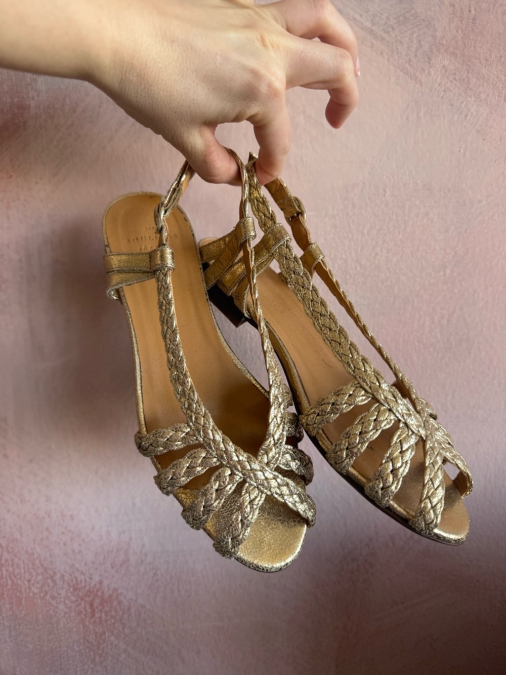 Sézane Natacha Low Sandals Metallic Gold Braided